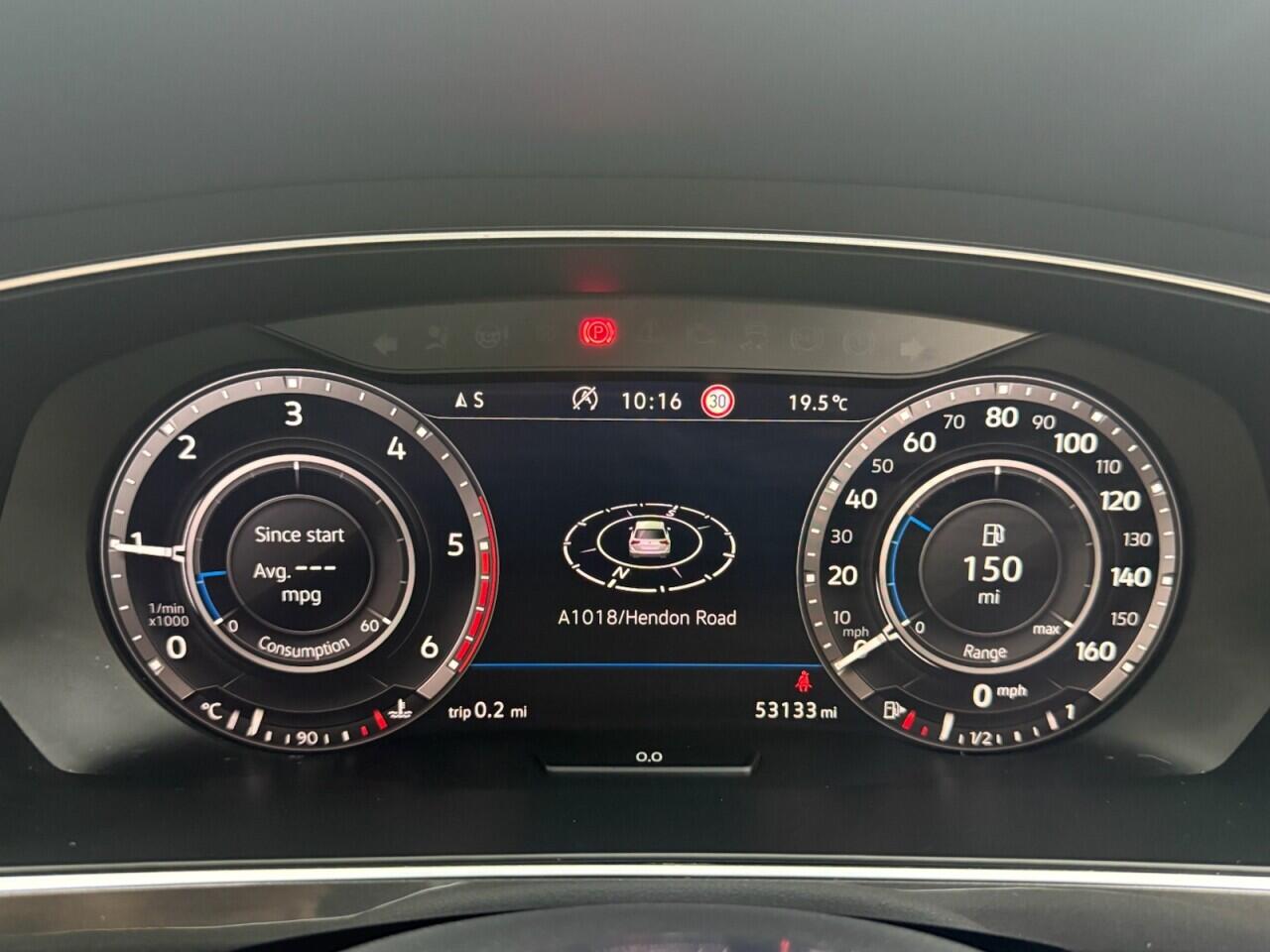Volkswagen Tiguan view 15