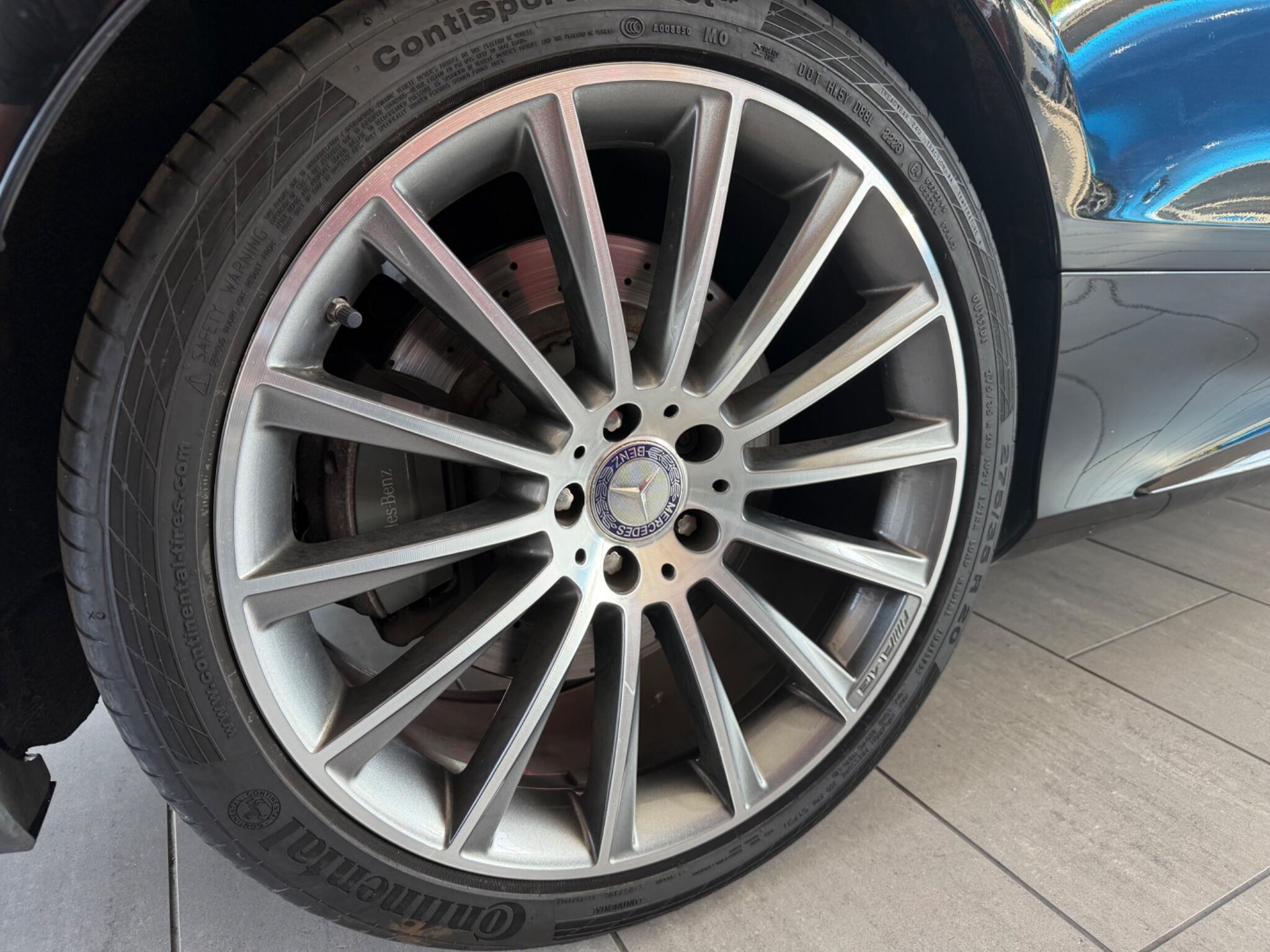 Mercedes-Benz S-Class view 54