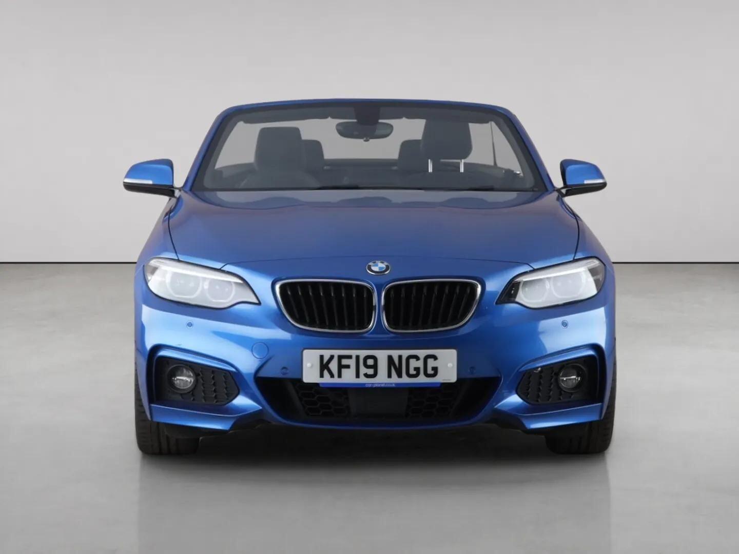 BMW 2 Series view 6