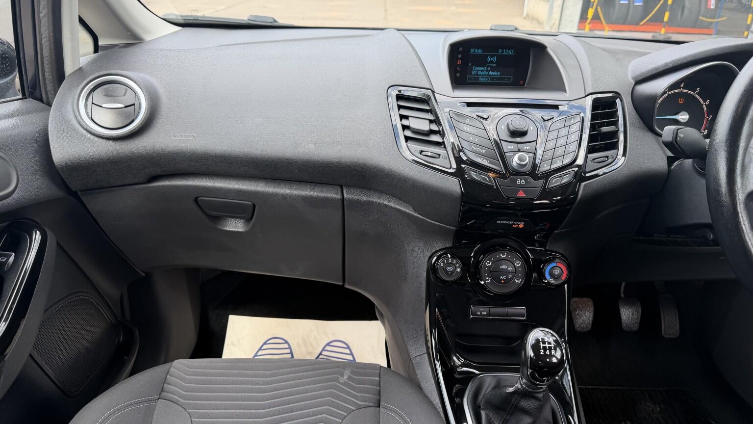 Ford Fiesta view 27