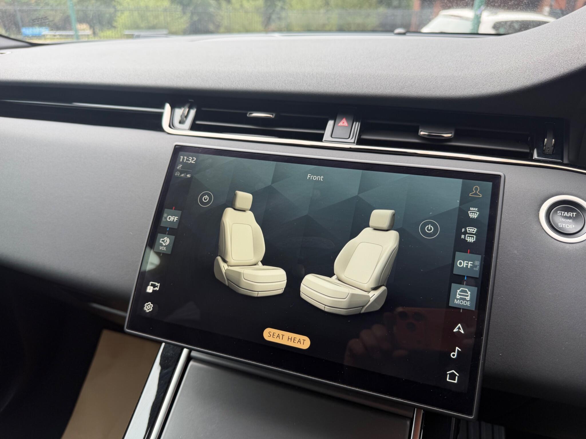 Land Rover Range Rover Evoque view 60