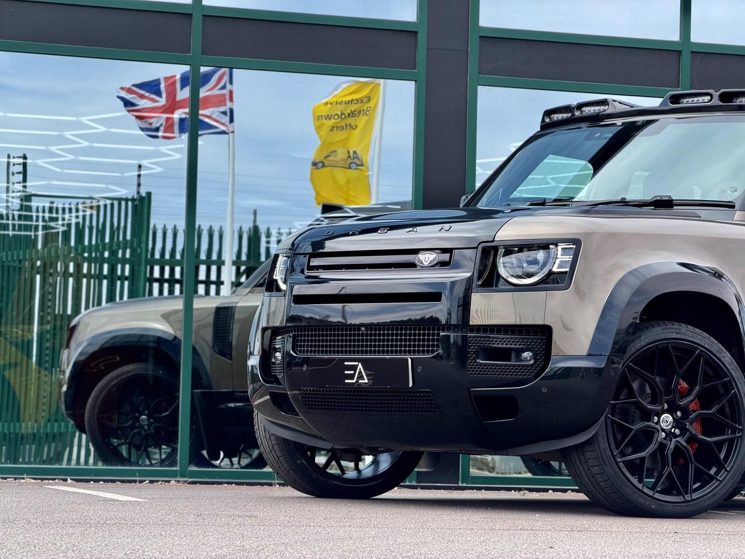 Land Rover Defender view 17