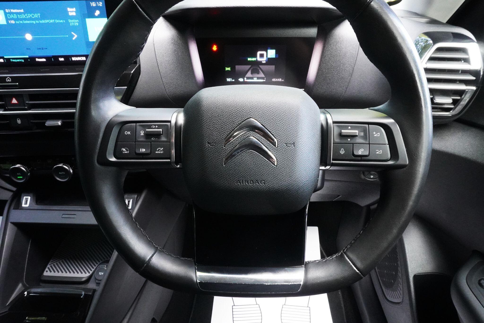Citroen e-C4 view 35