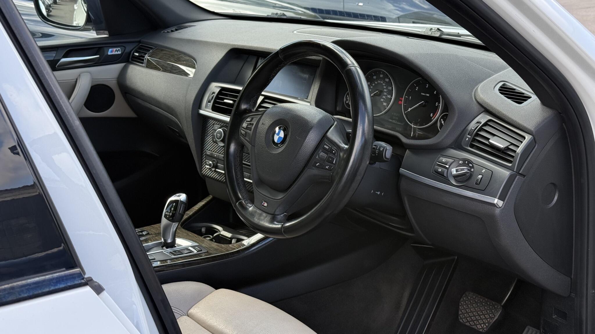 BMW X3 view 20