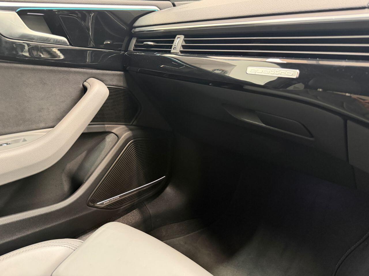 Audi A5 view 44