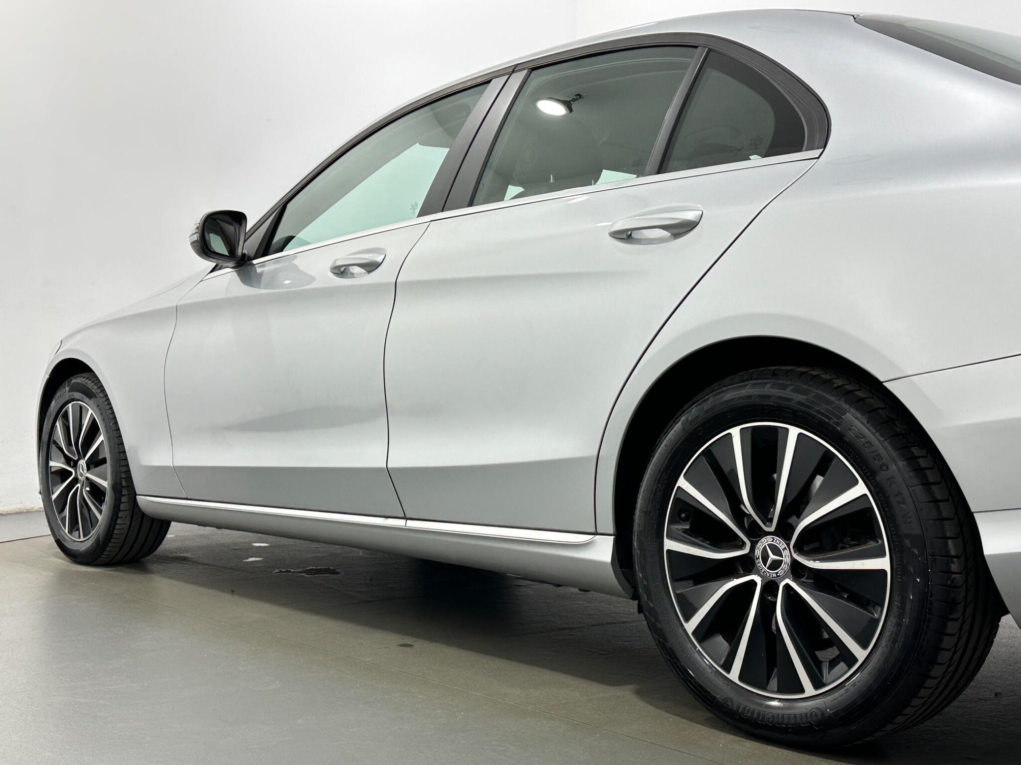 Mercedes-Benz C-Class view 50
