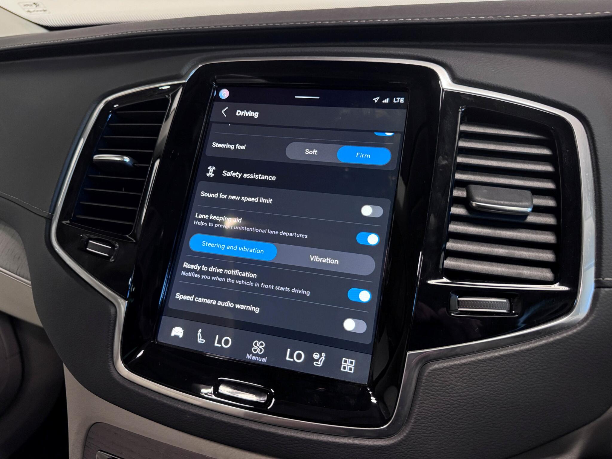 Volvo XC90 view 53