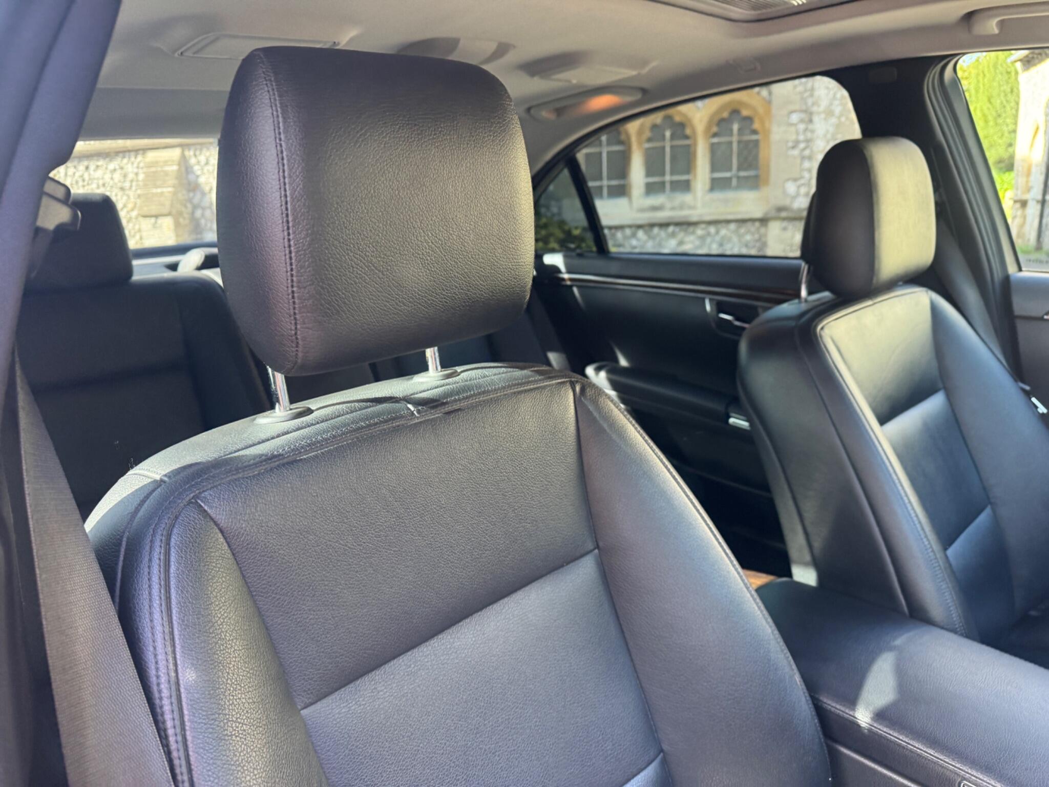Mercedes-Benz S-Class view 25