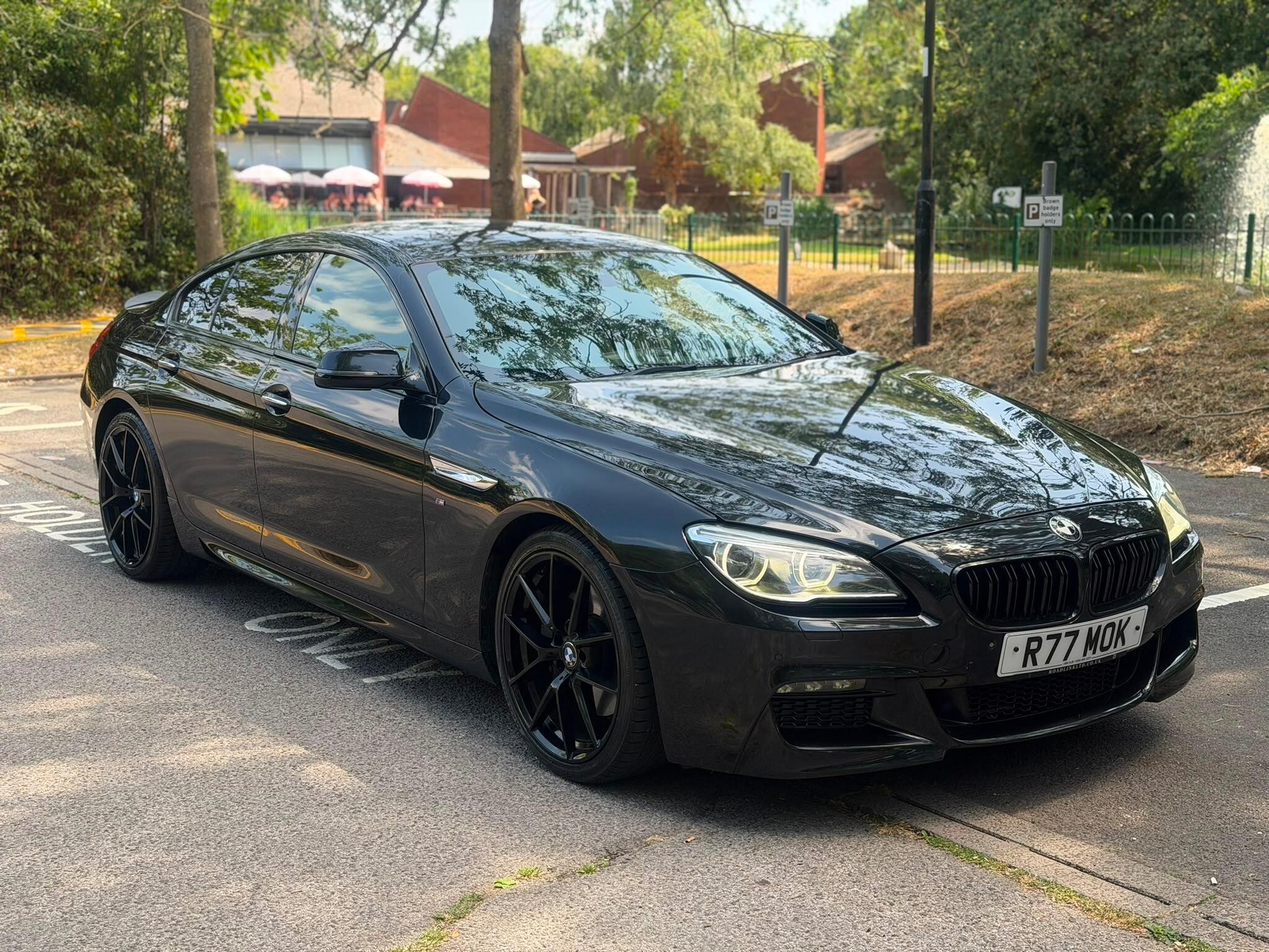 BMW 6 Series view 8