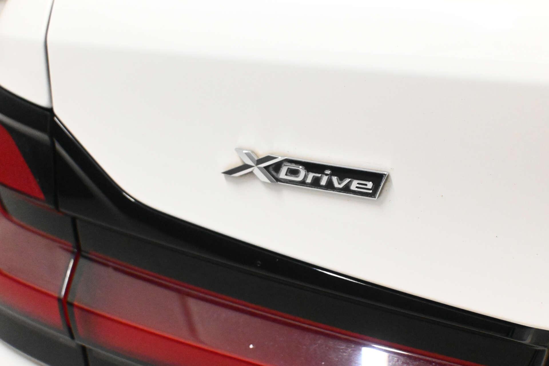 BMW 5 Series view 34