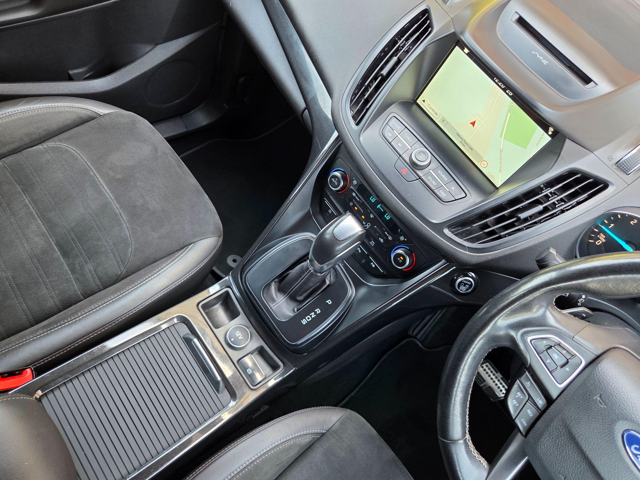 Ford Kuga view 12