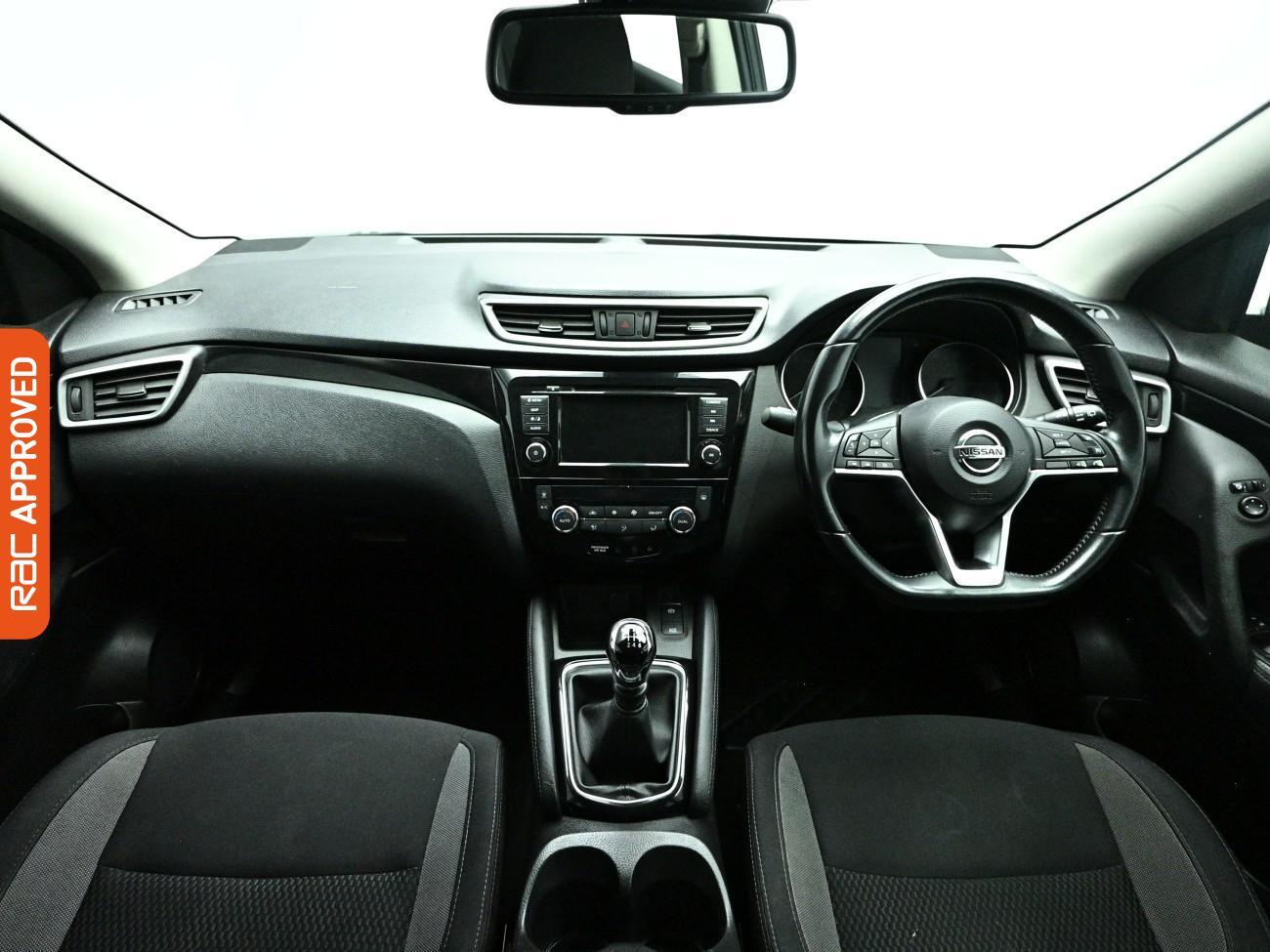 Nissan Qashqai view 2