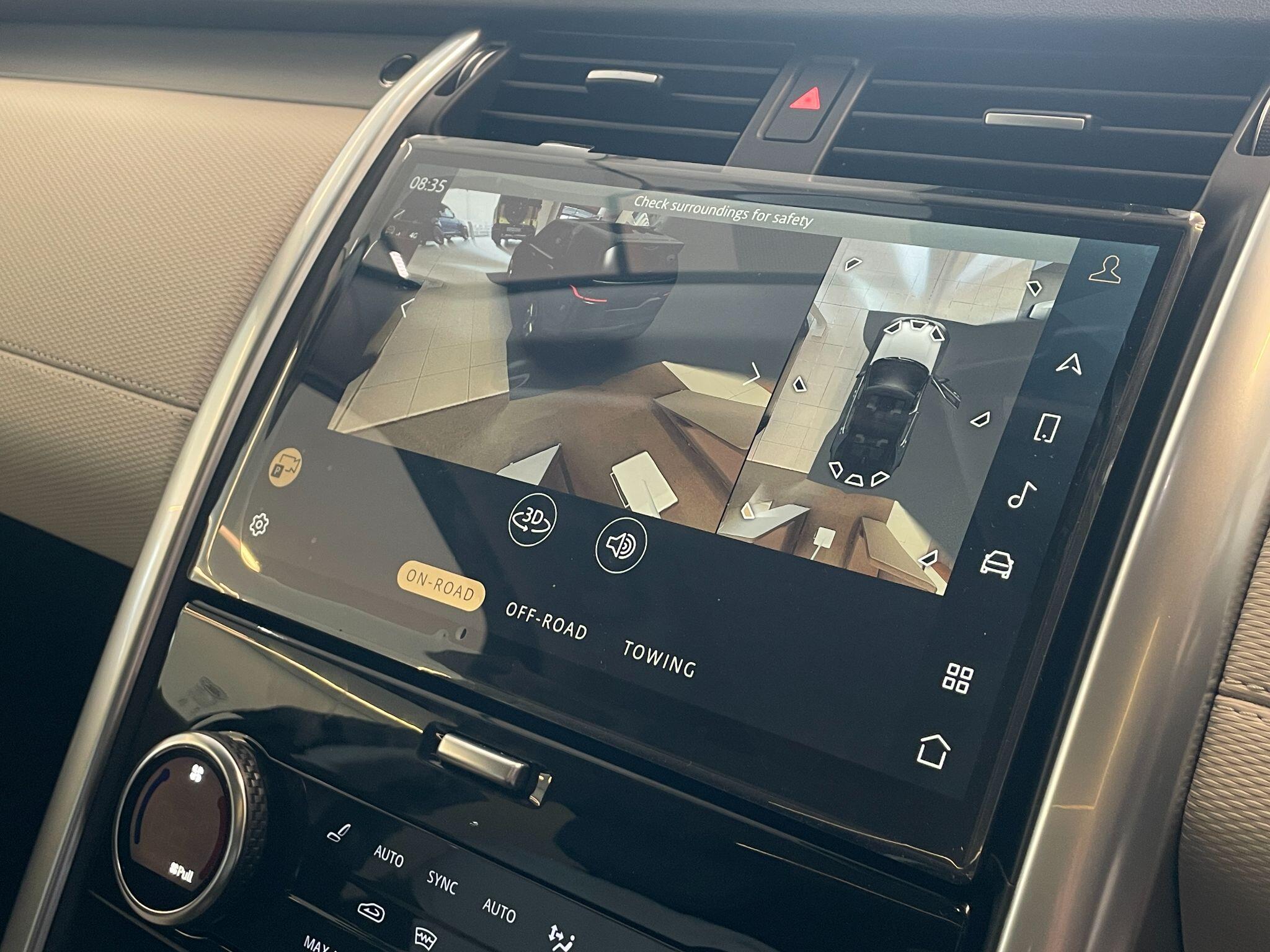Land Rover Discovery view 28