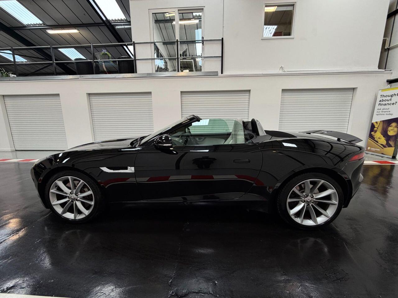 Jaguar F-Type view 18