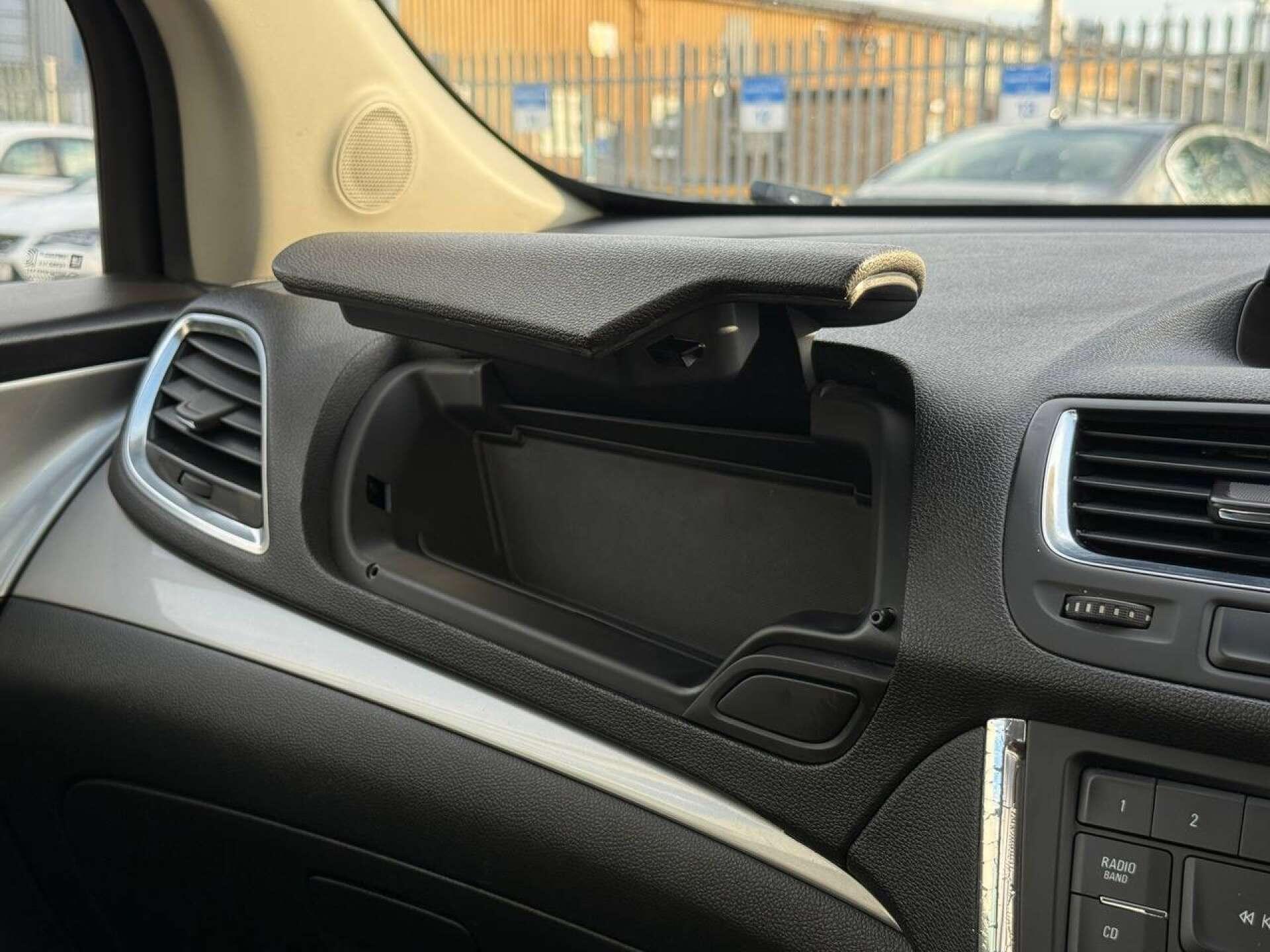 Vauxhall Mokka view 64