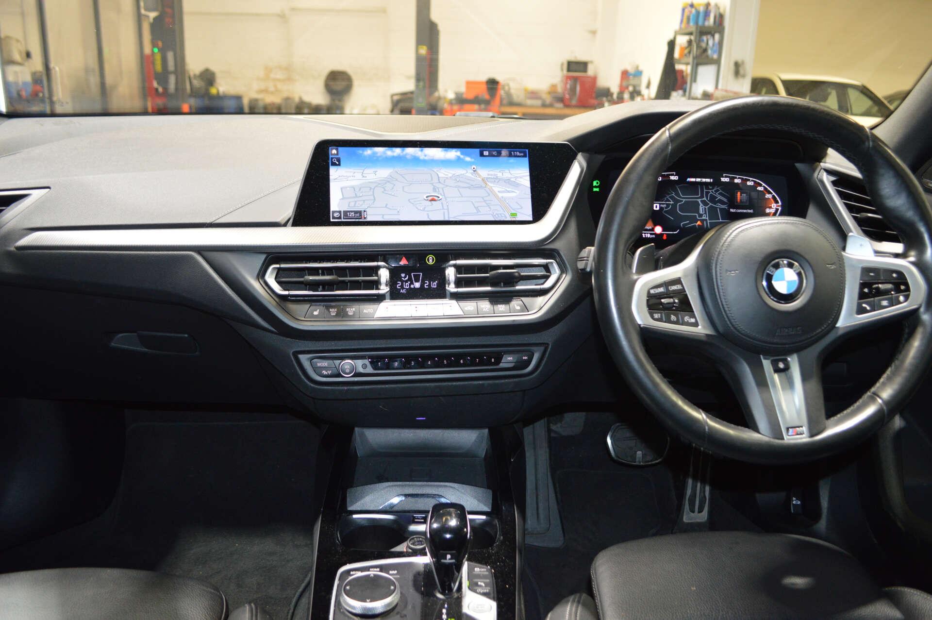 BMW 2 Series view 16
