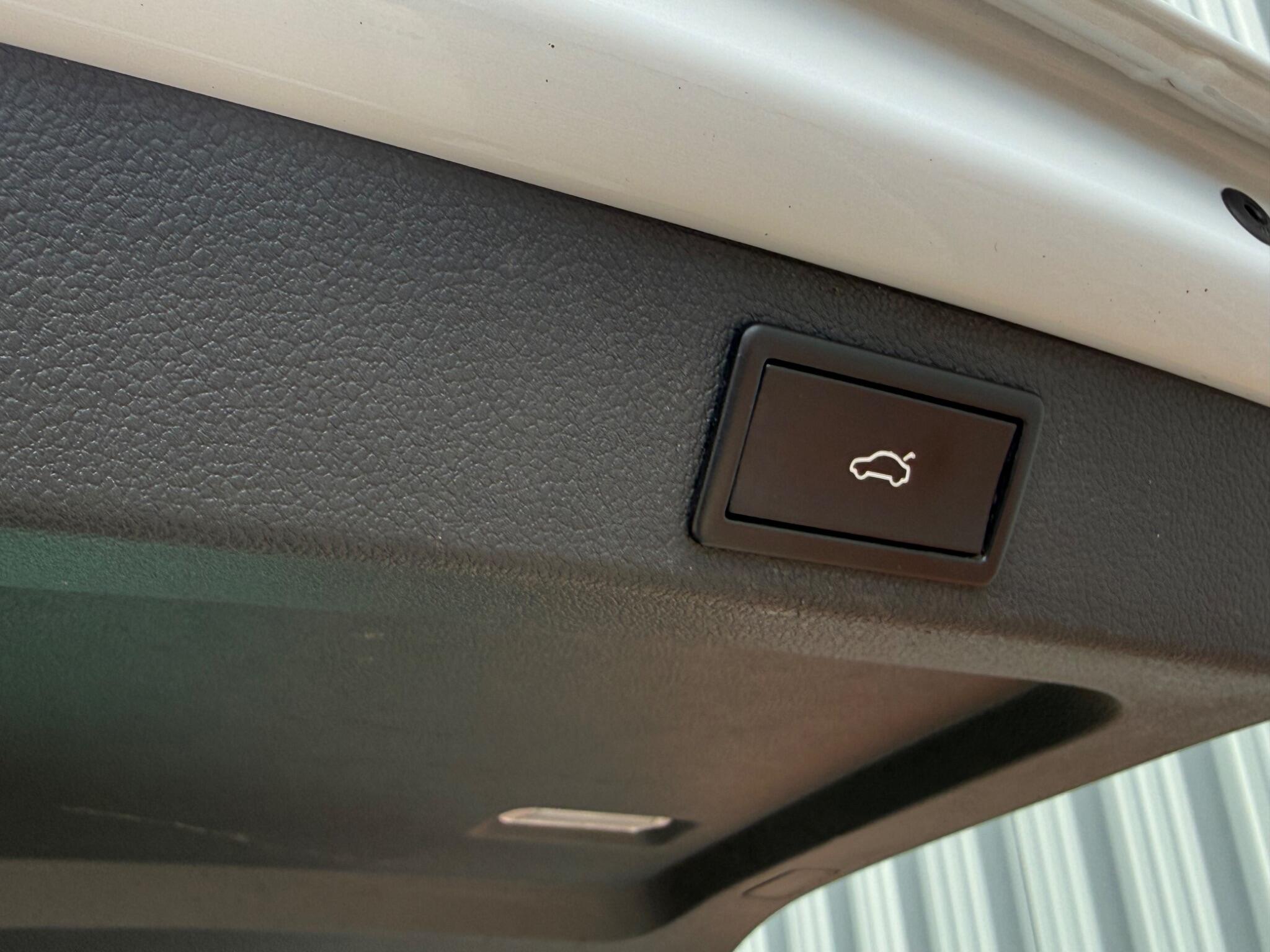Skoda Superb view 34
