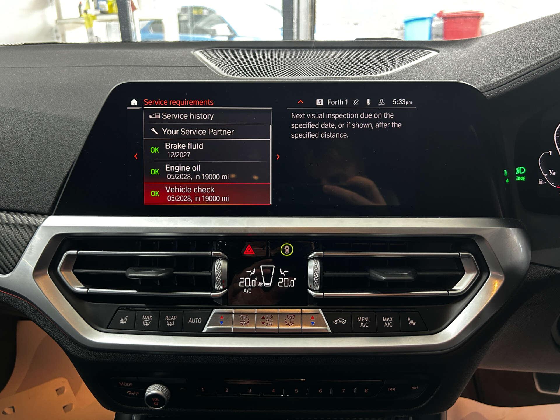 BMW 3 Series view 46
