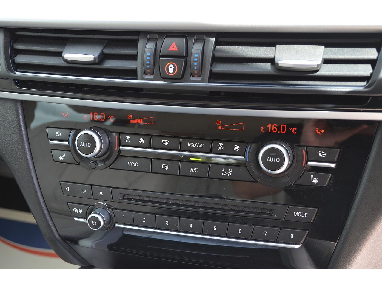 BMW X5 view 18
