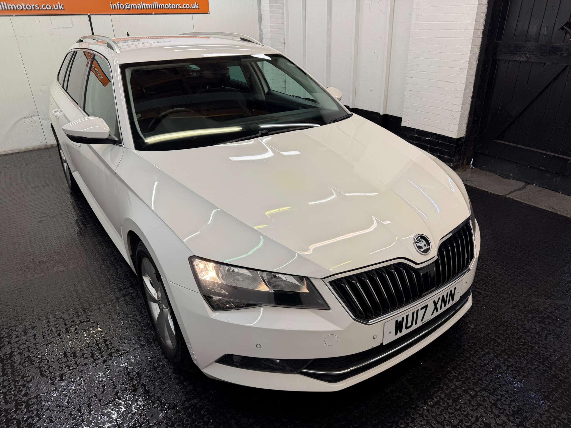 Skoda Superb view 6