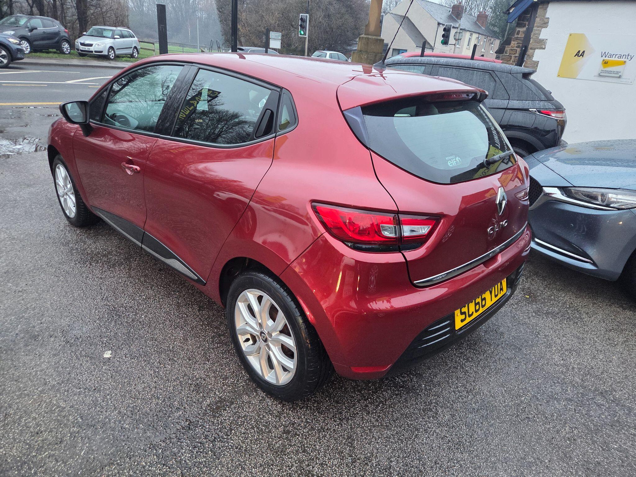 2017 Renault Clio 1.2 16V Dynamique Nav Euro 6 5dr • 60,605 miles image 4