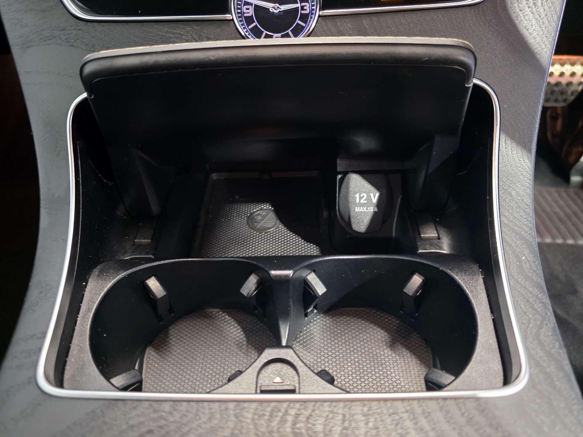 Mercedes-Benz C-Class view 25
