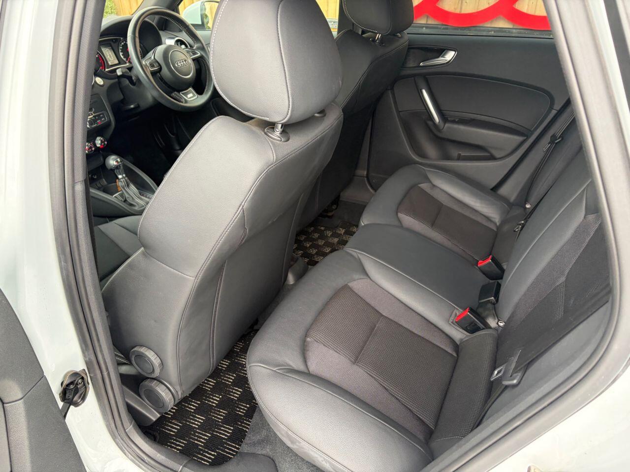 Audi A1 view 25