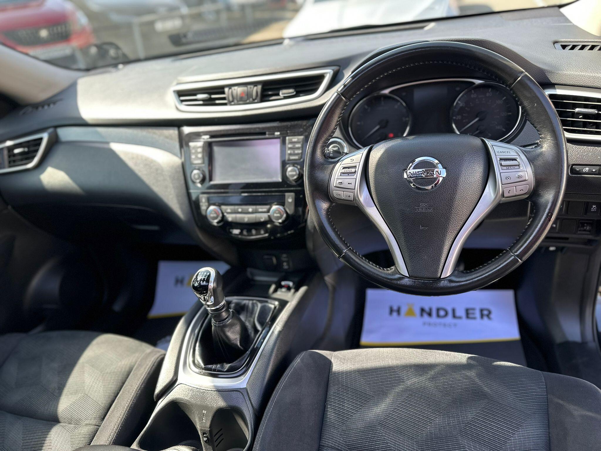 Nissan X-Trail view 15