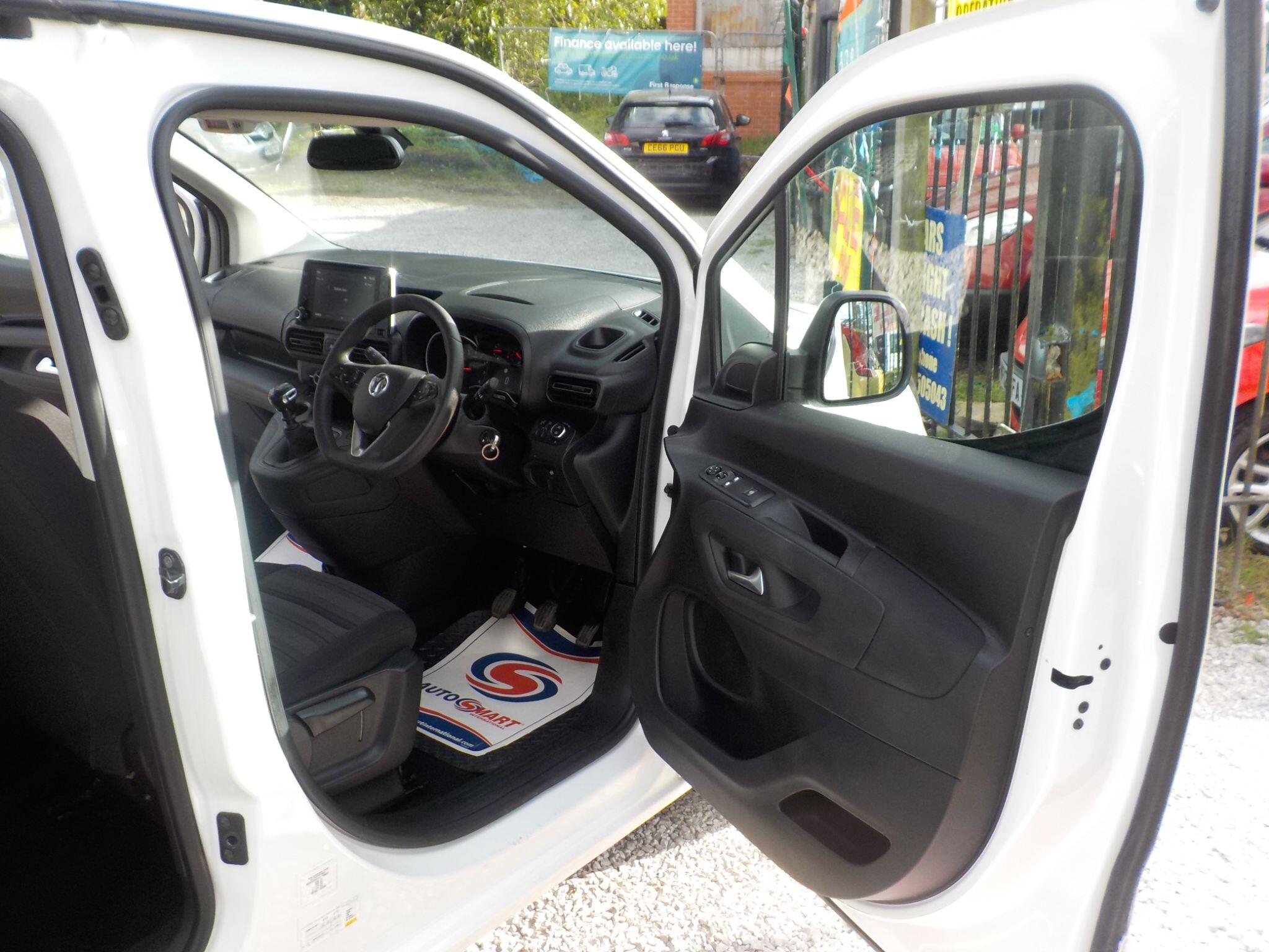 Vauxhall Combo Life 1.5 Turbo D BlueInjection Energy Euro 6 (s/s) 5dr
