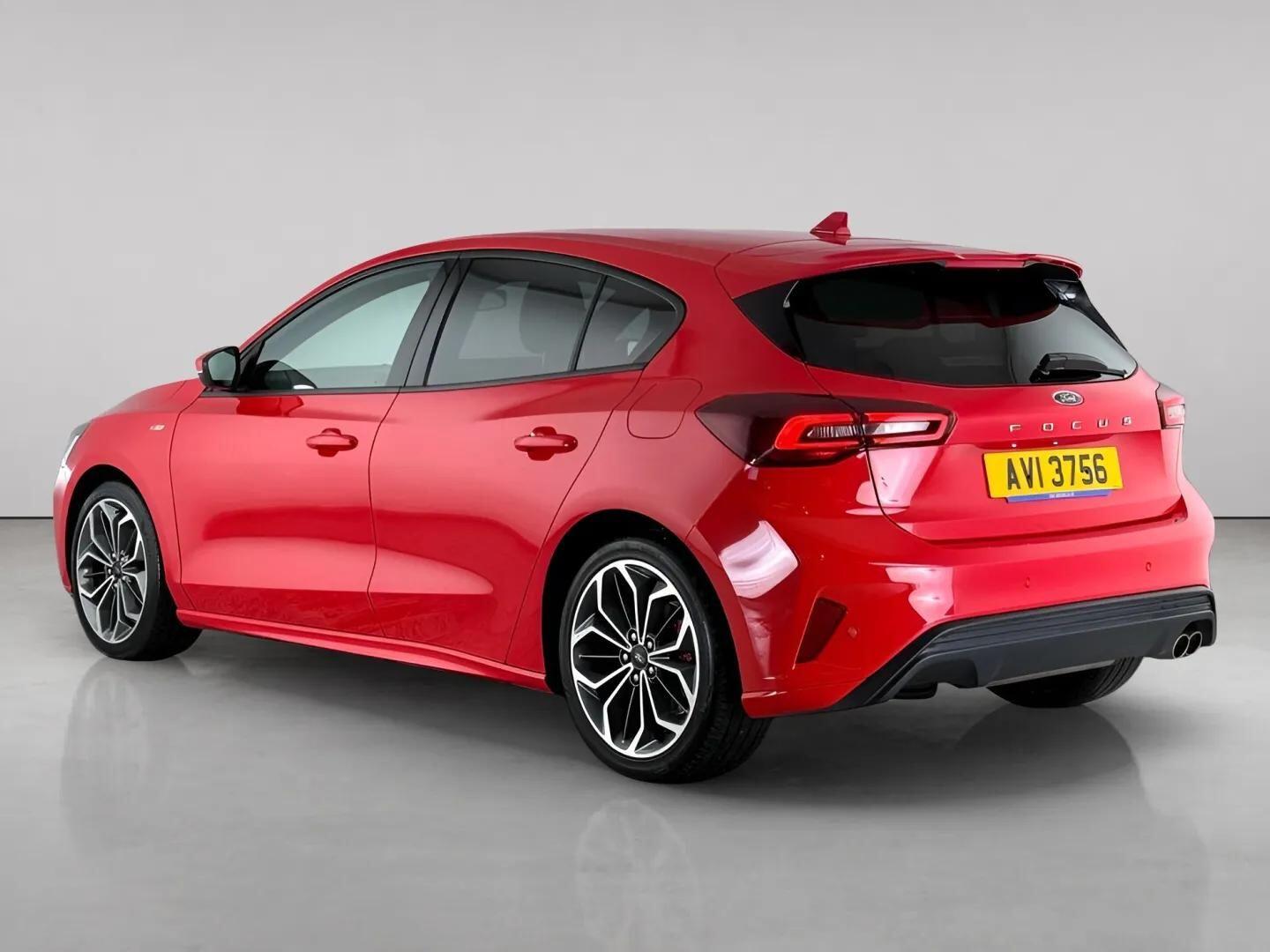 Ford Focus view 6