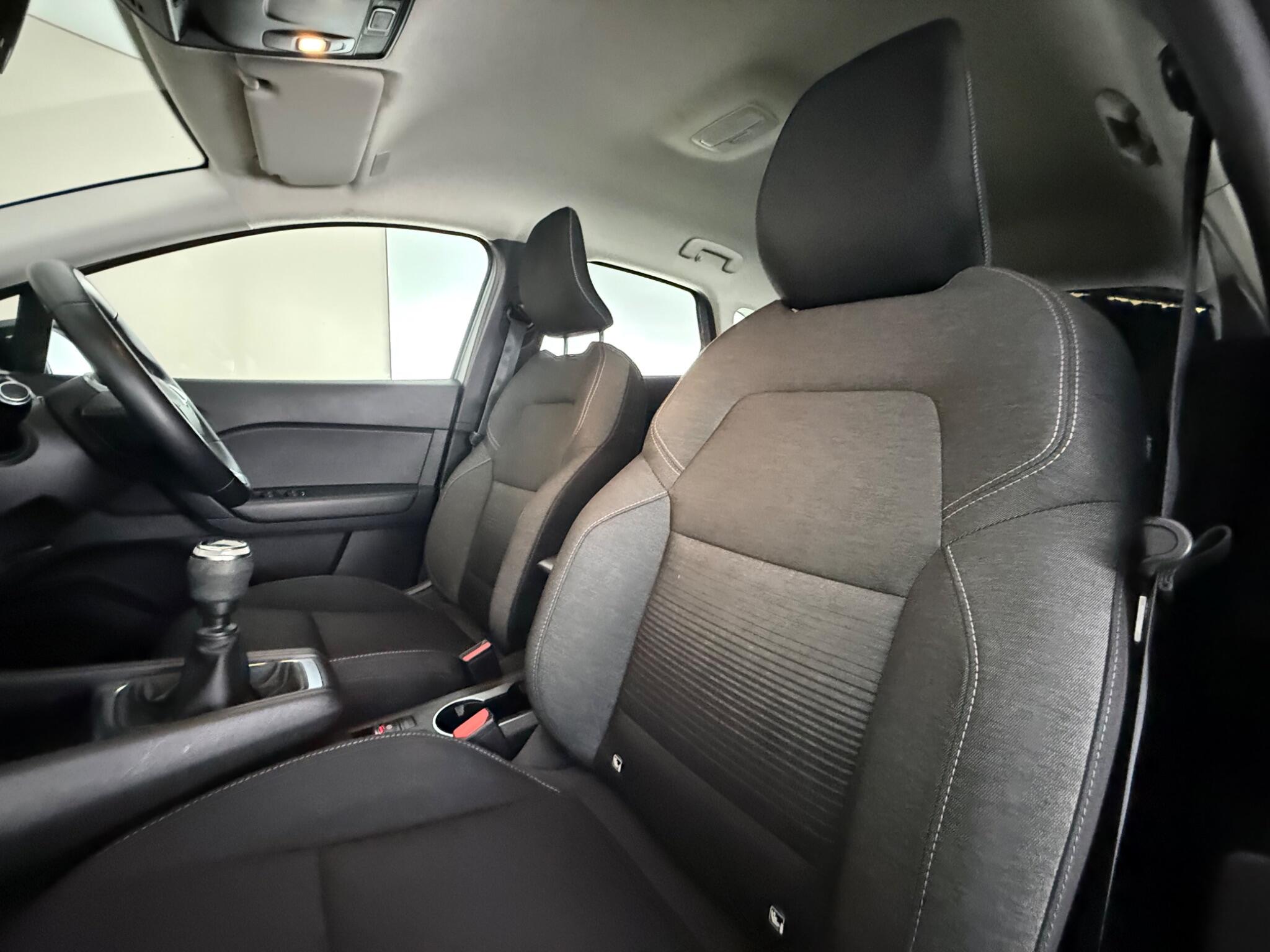Renault Captur view 29