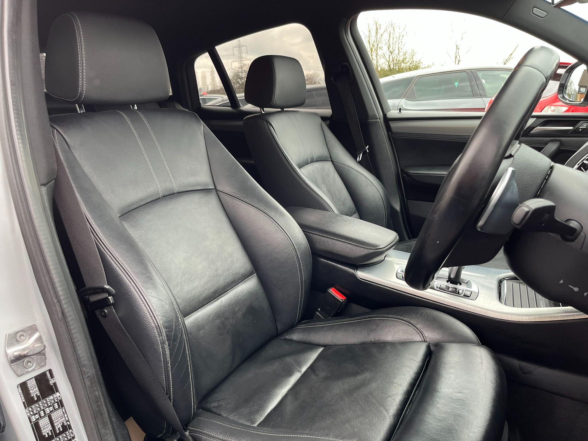 BMW X4 view 14