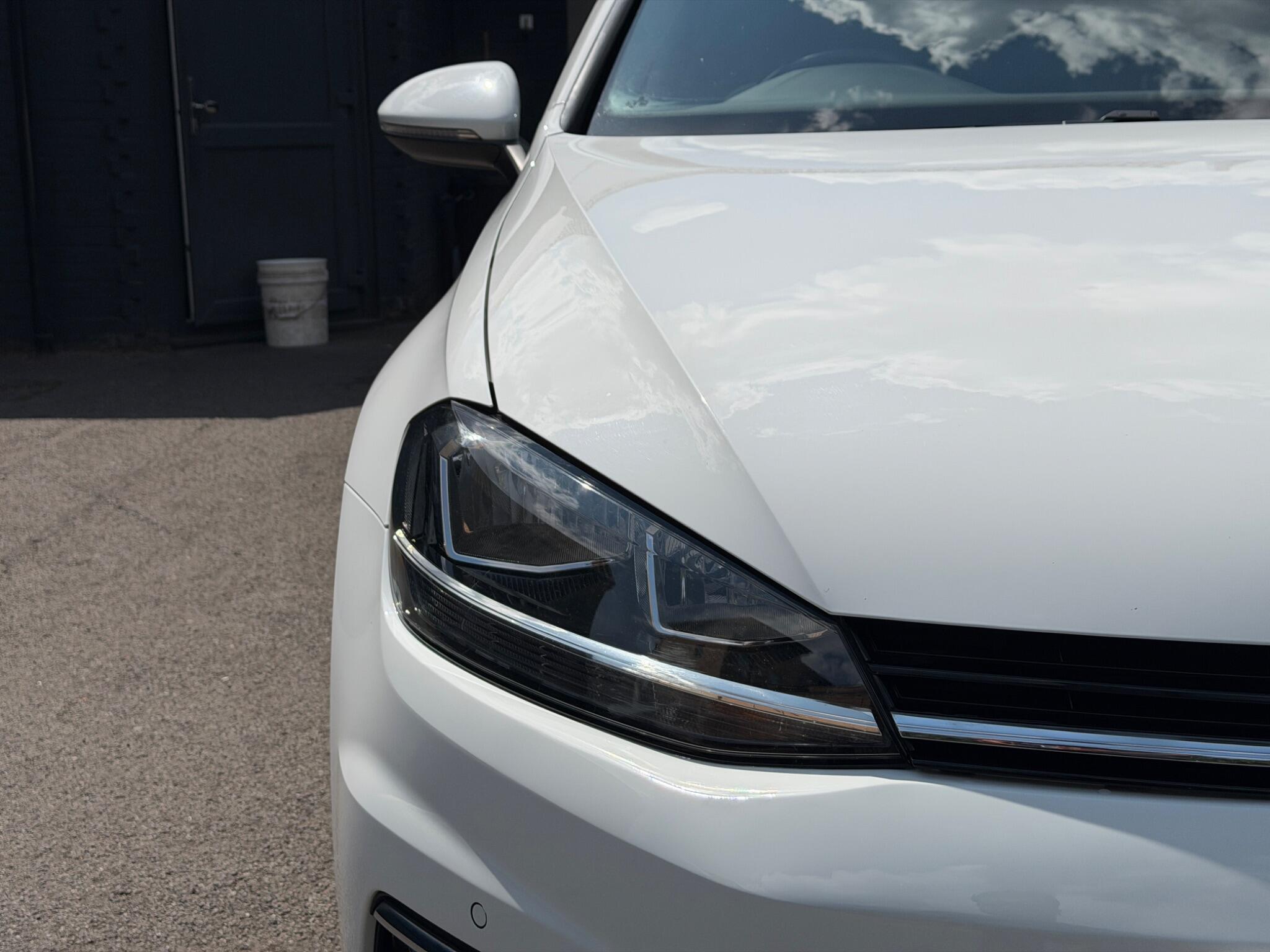 Volkswagen Golf view 11