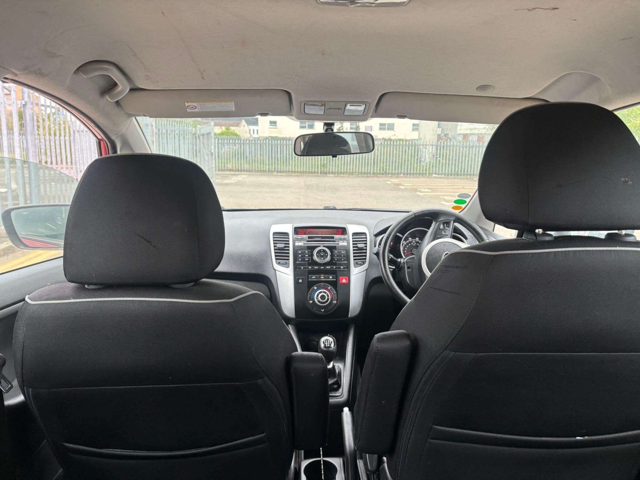 Kia Venga view 21