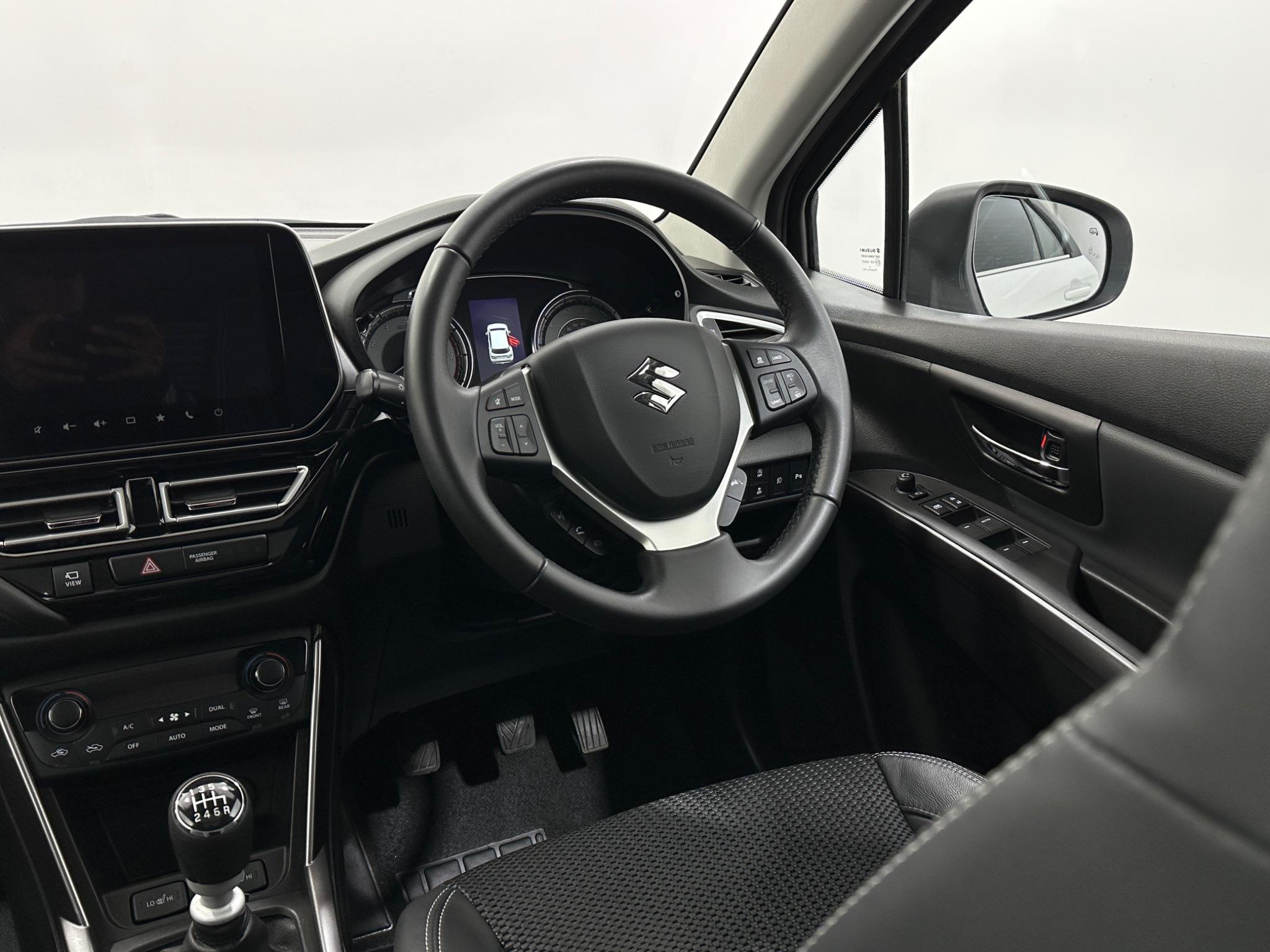 Suzuki S-Cross view 11