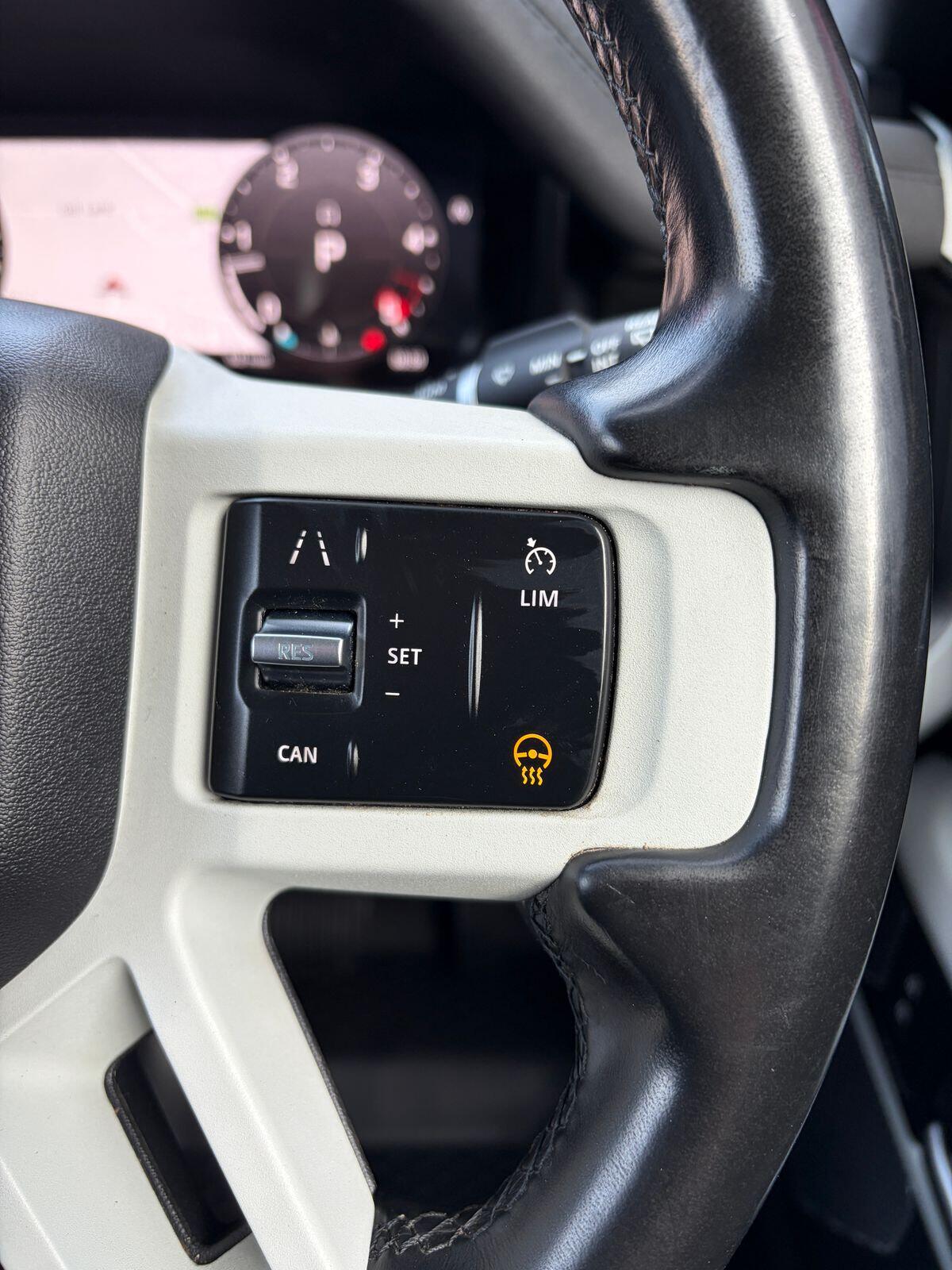 Land Rover Defender view 18