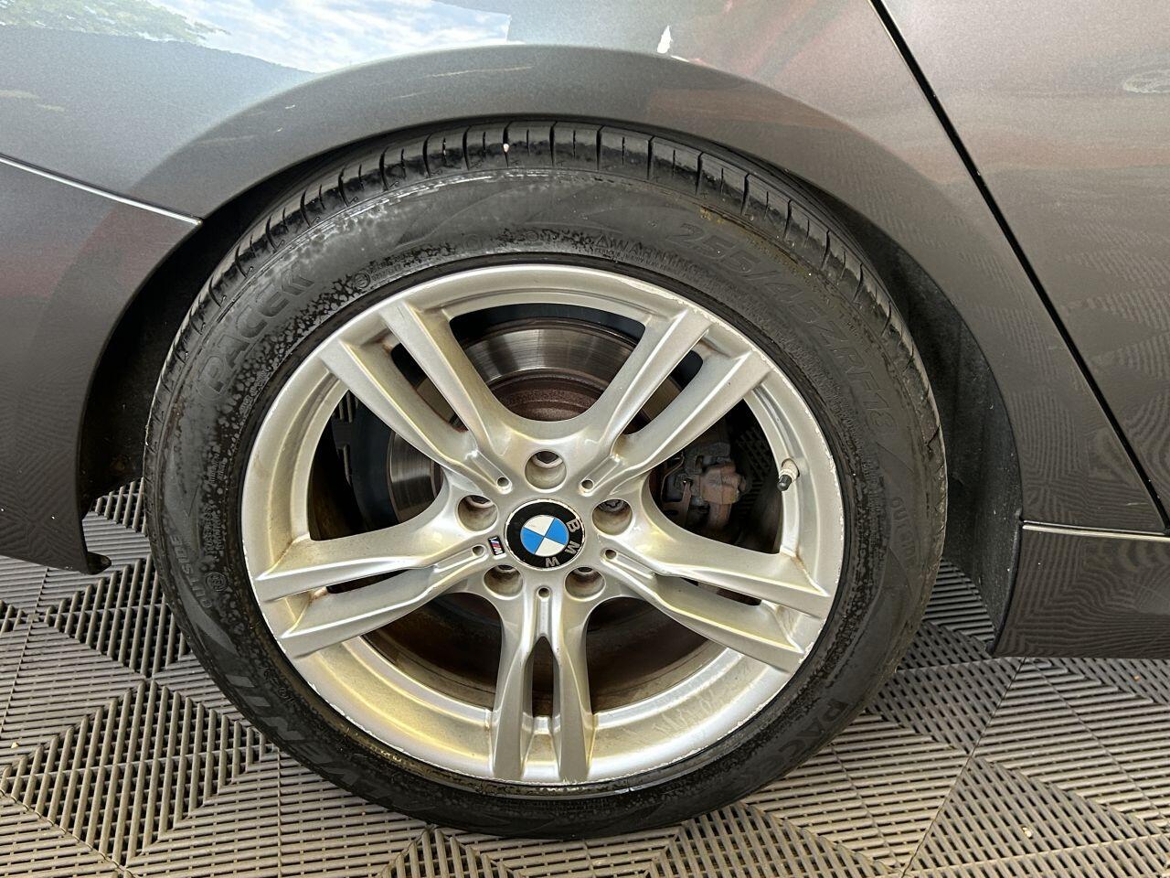 BMW 3 Series Gran Turismo view 28