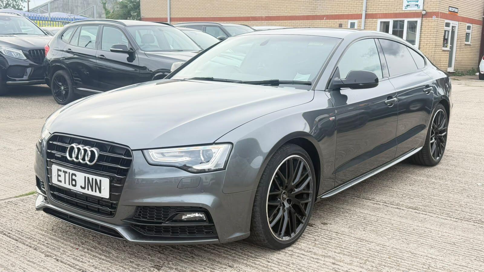 Audi A5 view 7