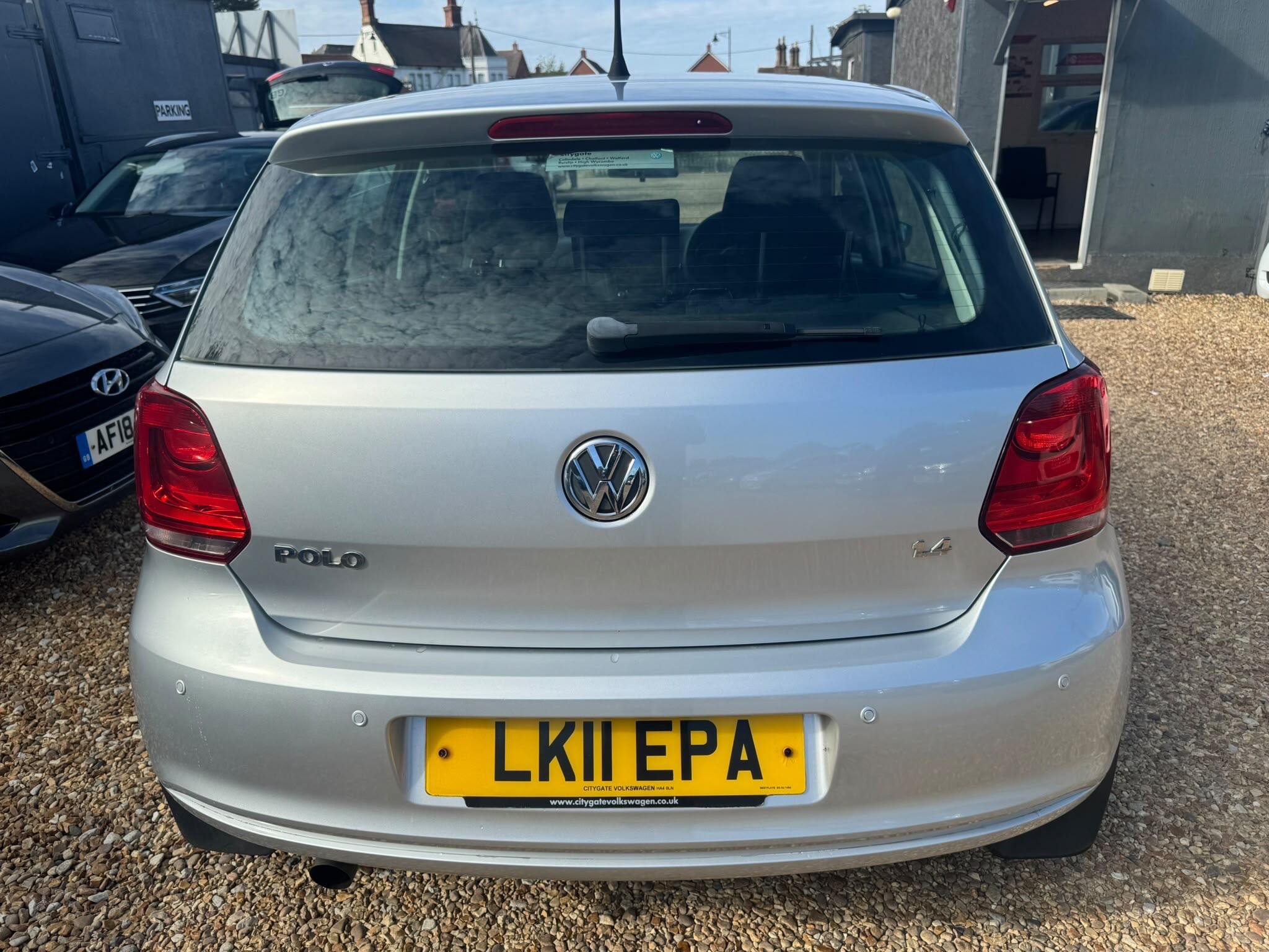 Volkswagen Polo view 9