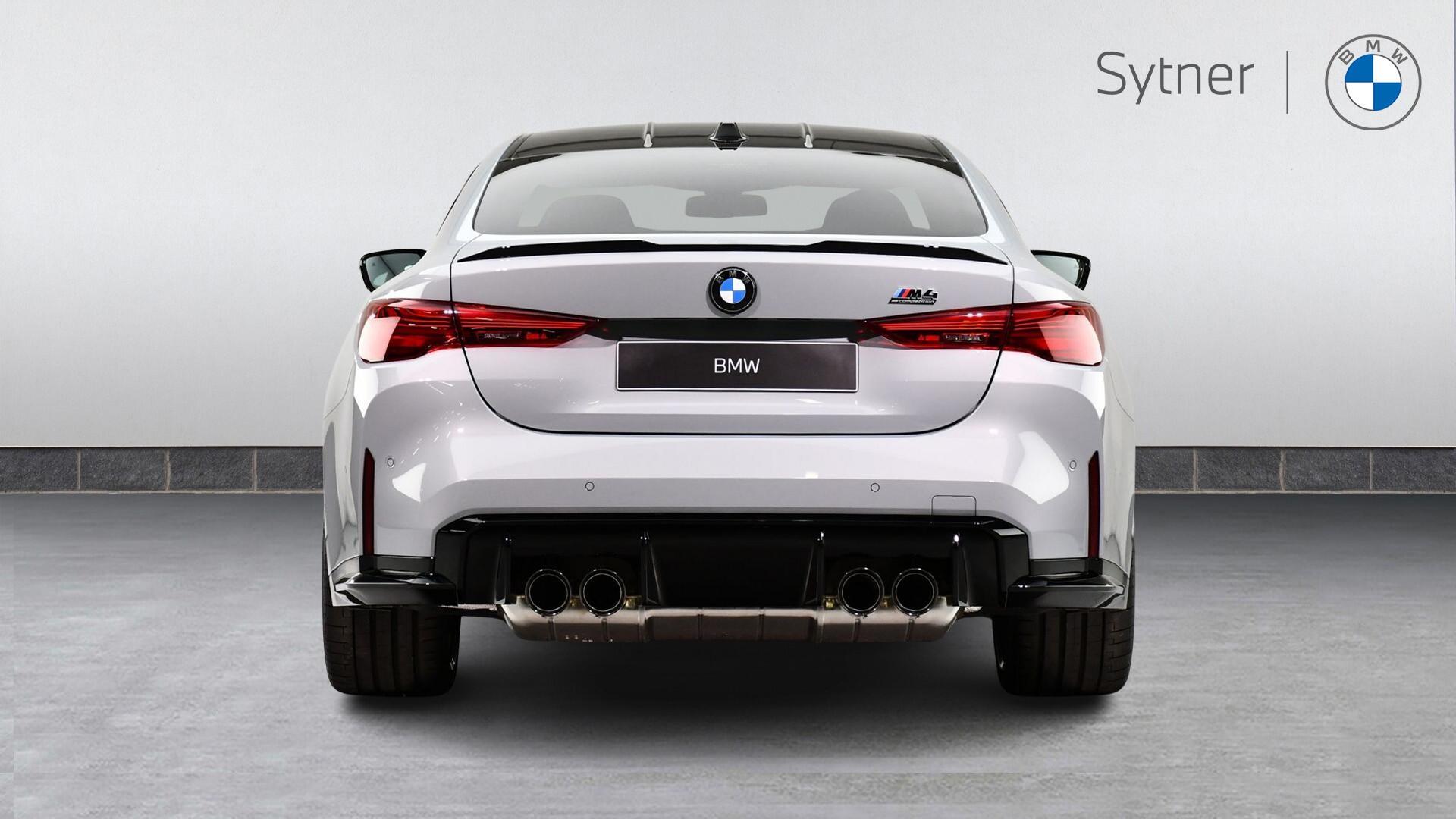 BMW M4 view 15