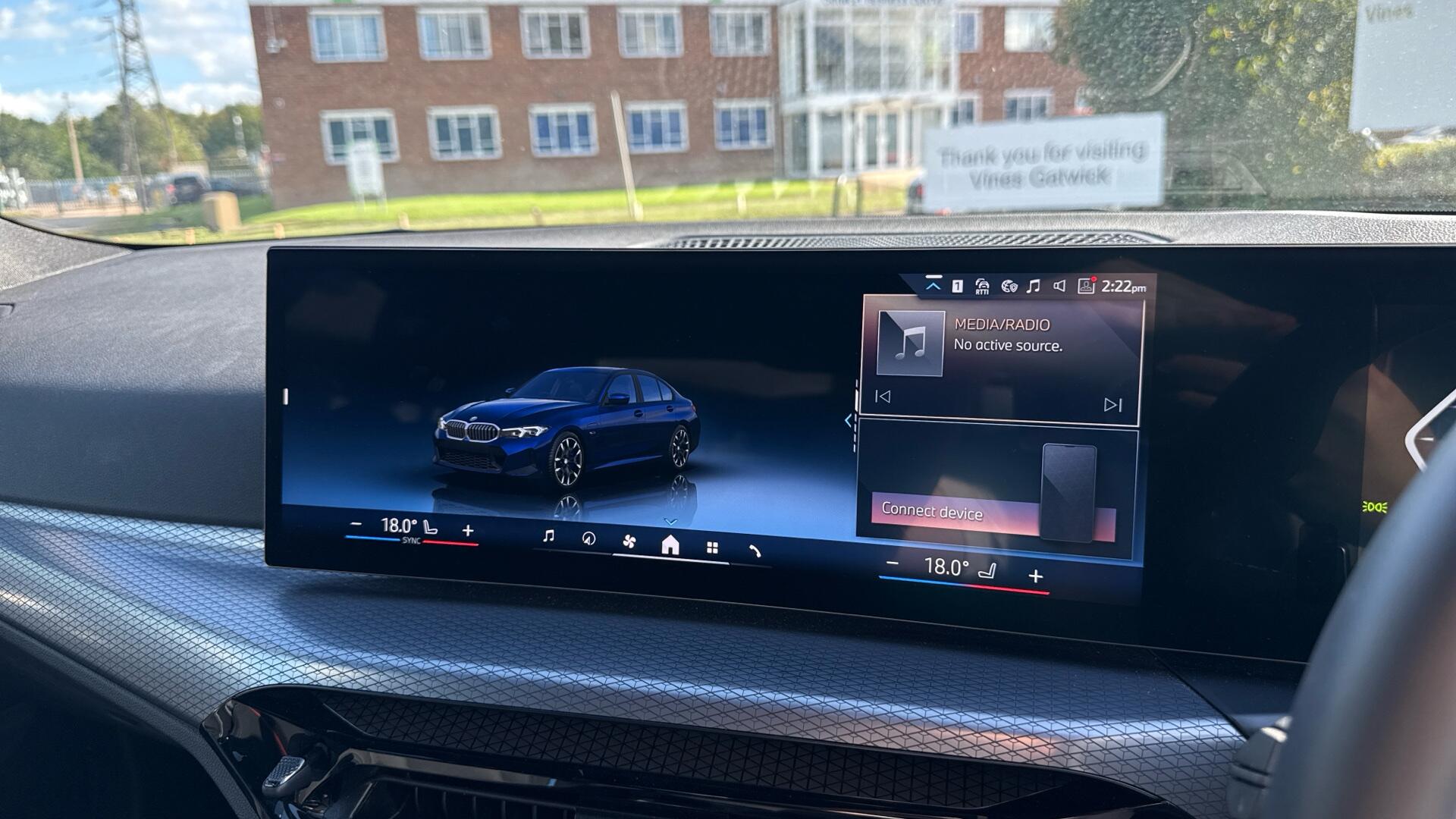 BMW 3 Series view 8