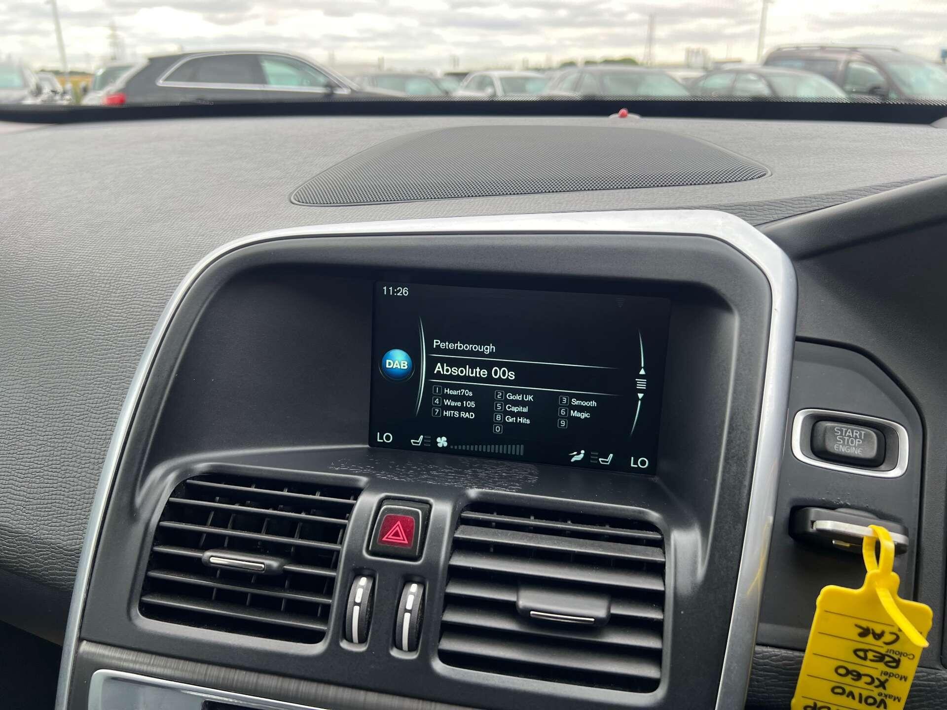 Volvo XC60 view 22