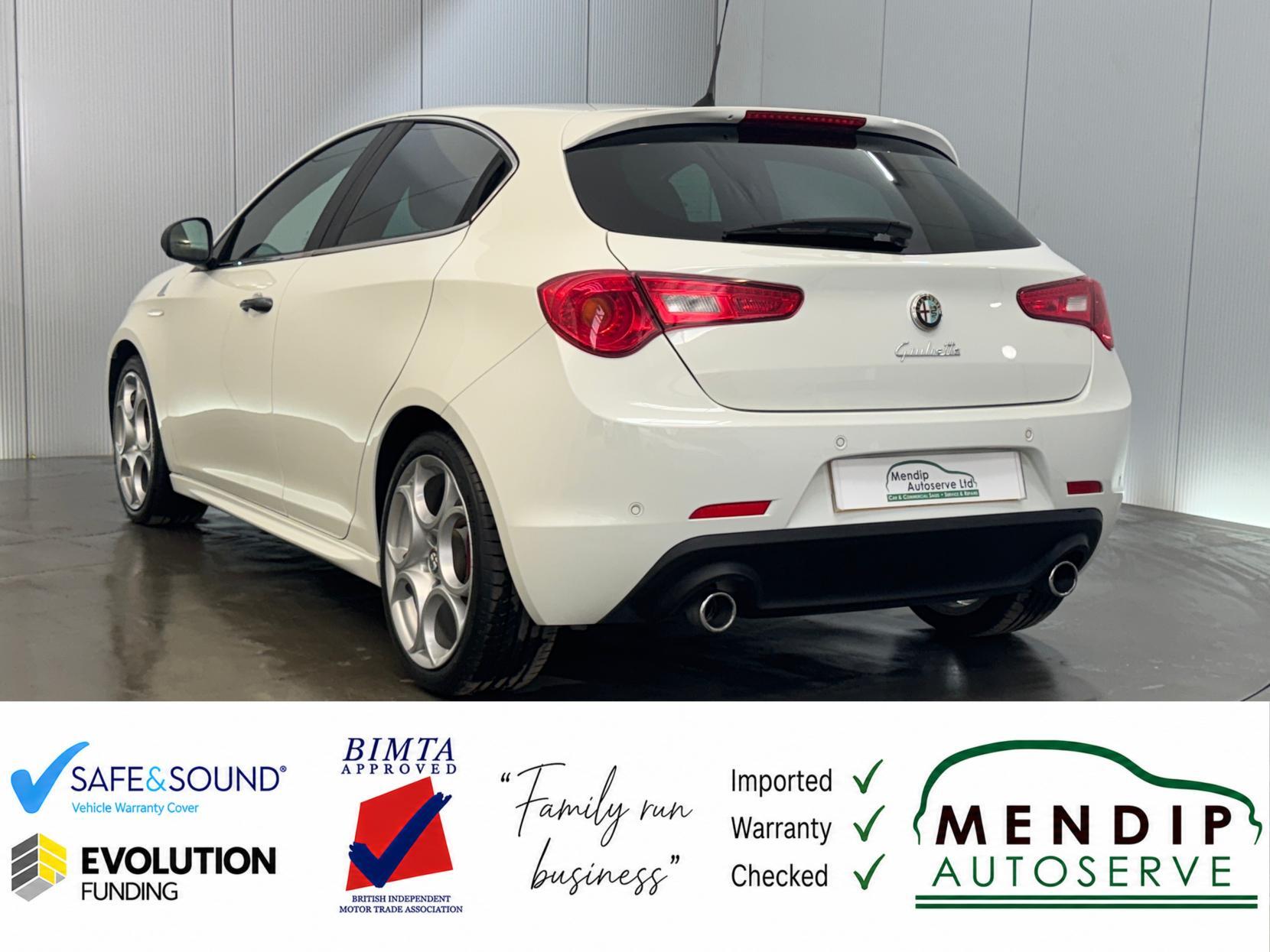 Alfa Romeo Giulietta view 13