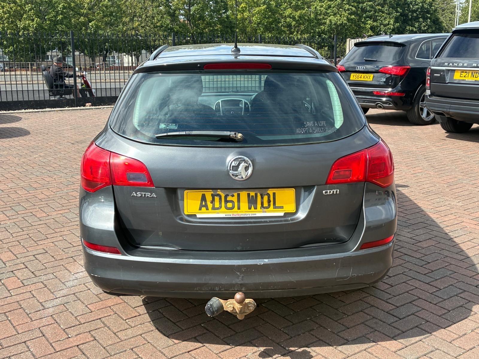 Vauxhall Astra view 10