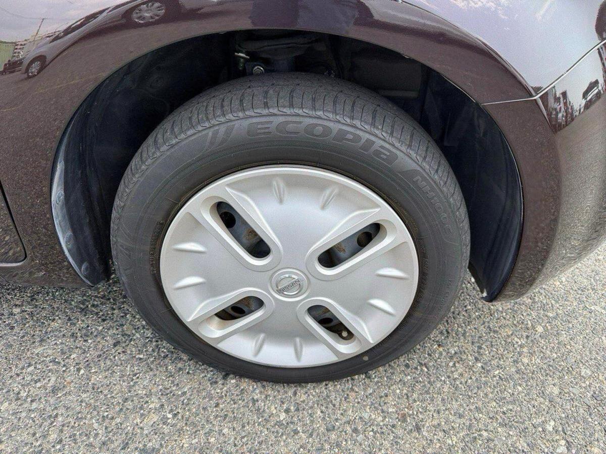 Nissan Cube view 17