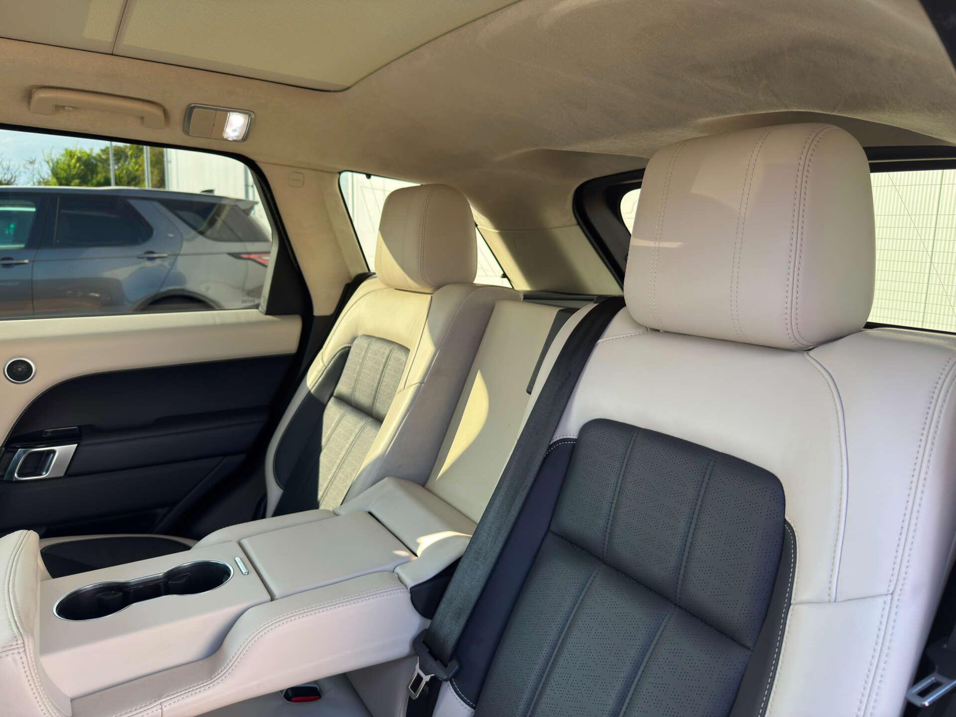 Land Rover Range Rover Sport view 39