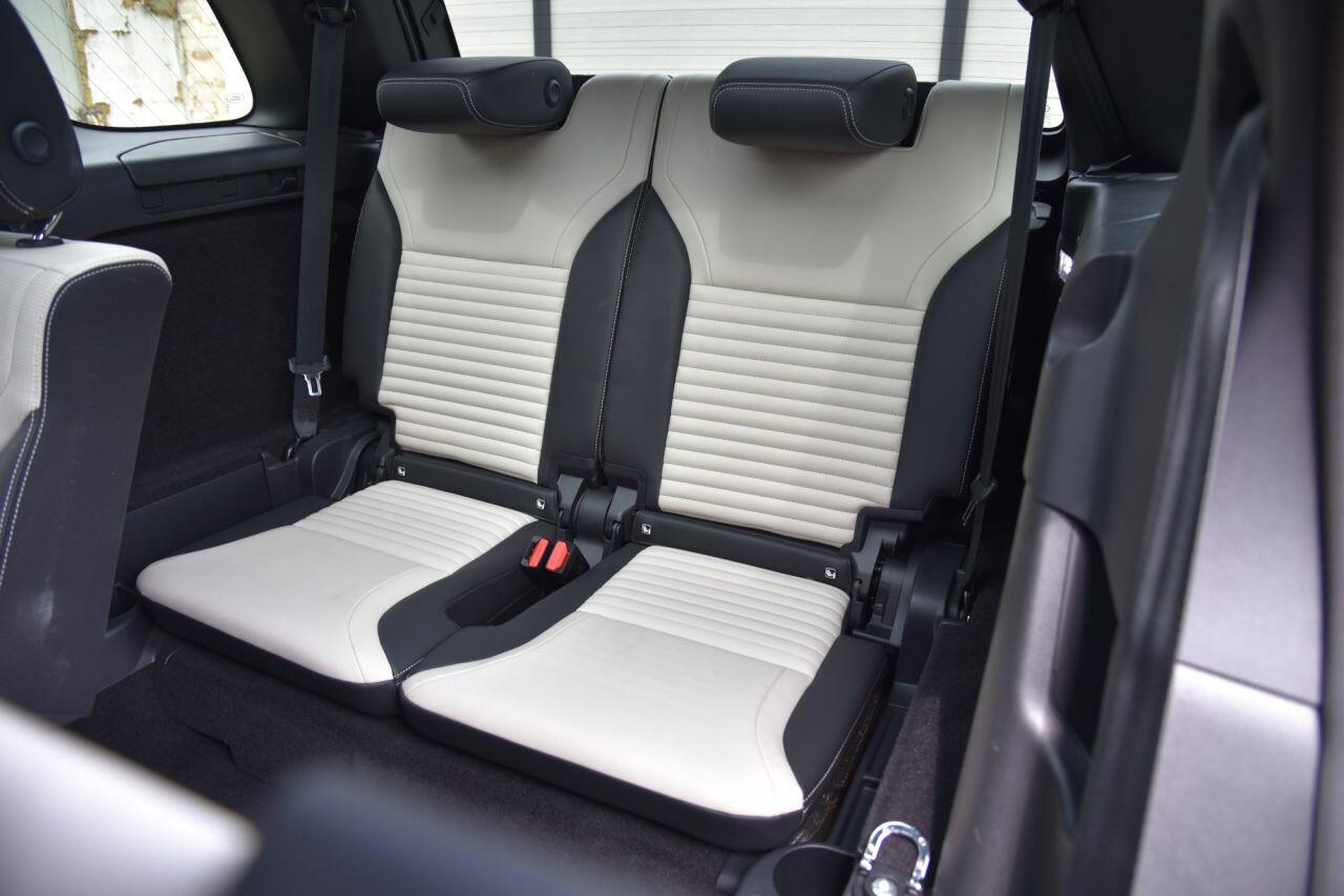Land Rover Discovery 3 view 29