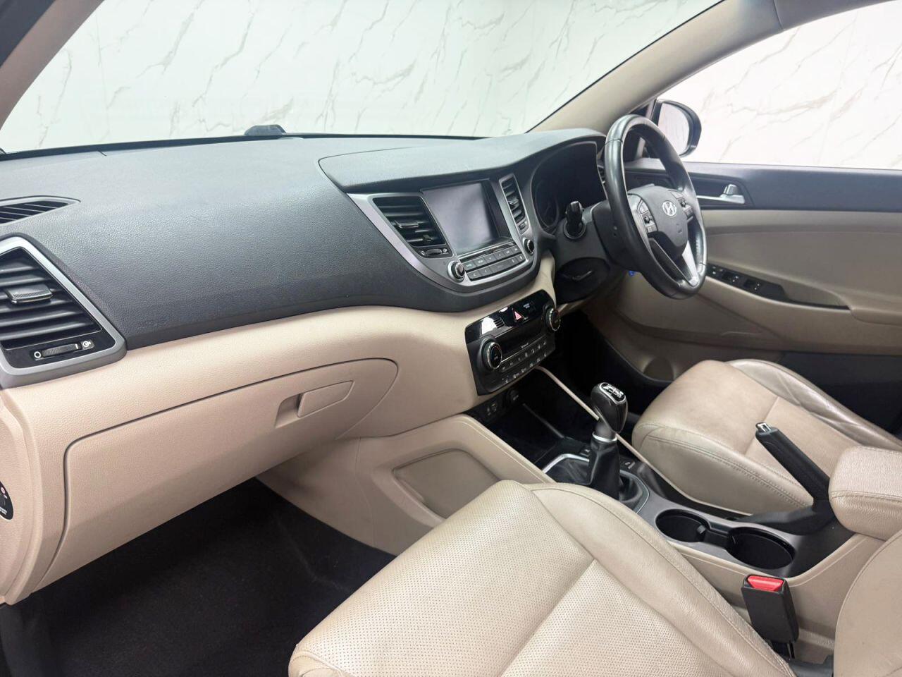 Hyundai Tucson view 14