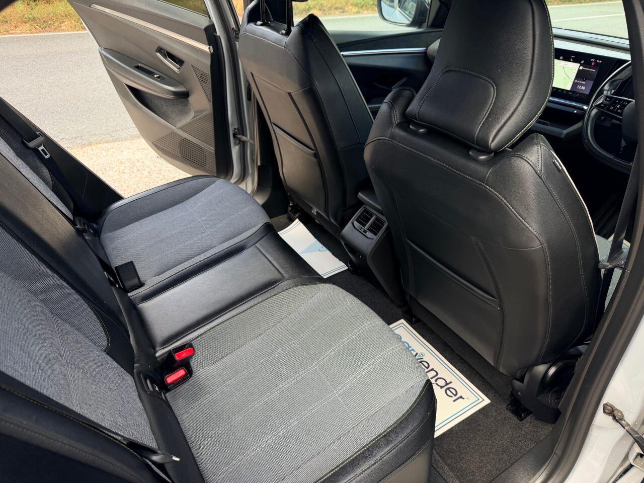 Renault Megane E-Tech view 21