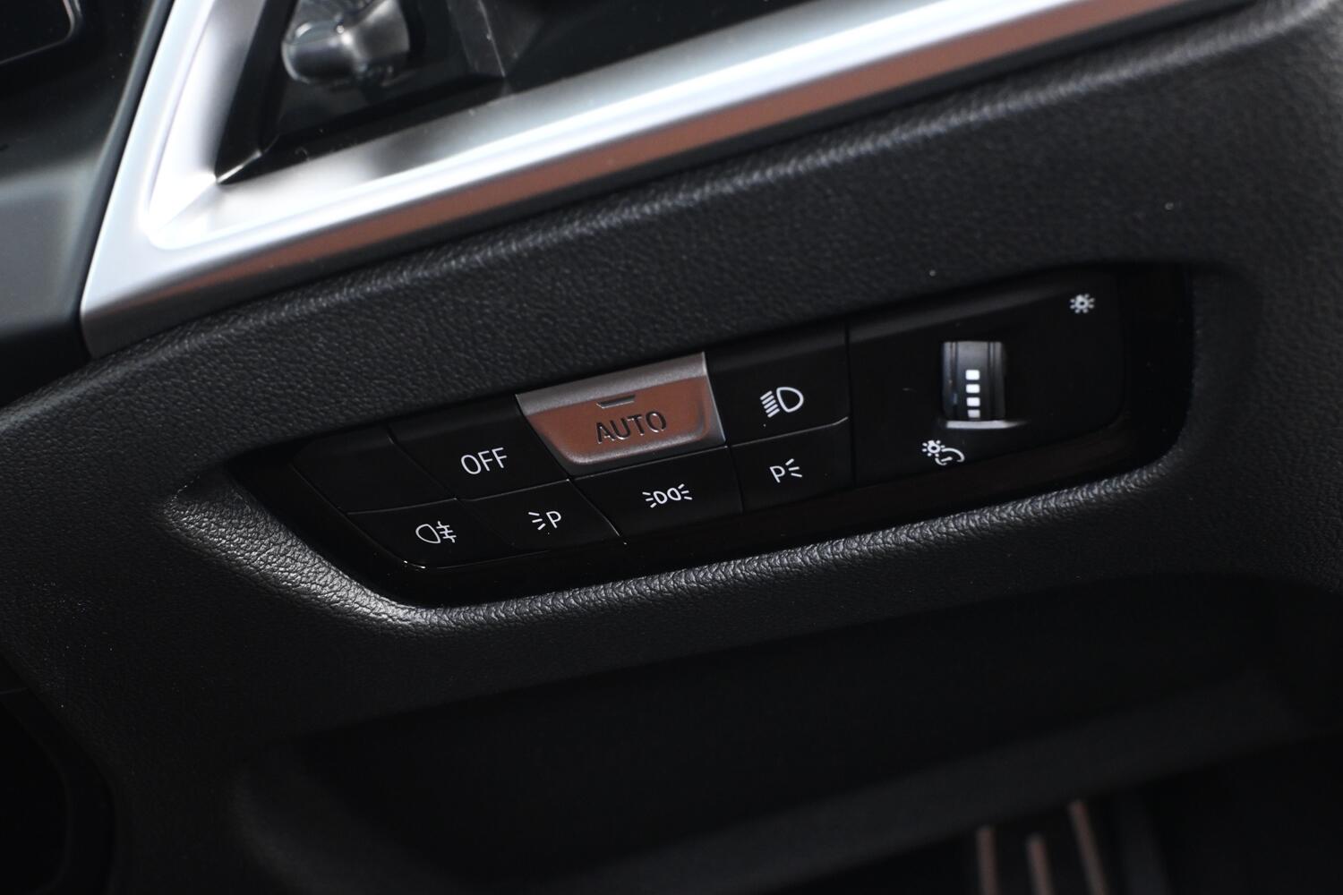 BMW I4 view 33
